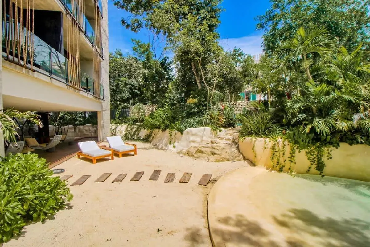 Apartment Main Street To The Beach At Coba Av Tulum
